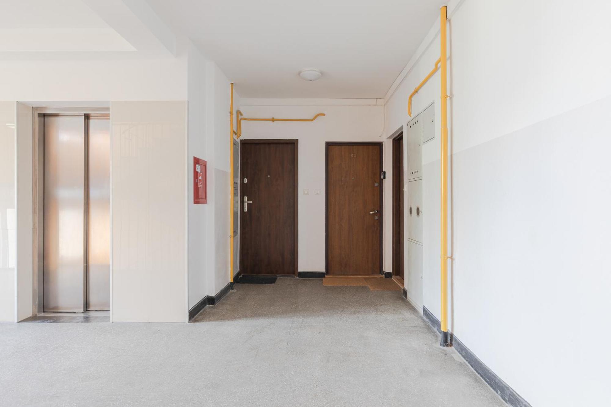 Superapart Saska 48A, Sleek 6Th-Floor Studio With Balcony & Elevator Access 바르샤바 외부 사진