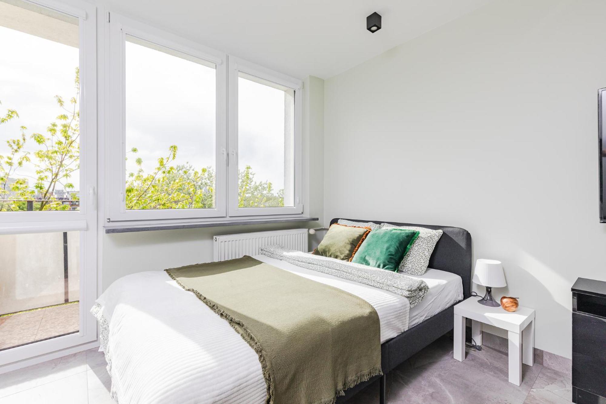 Superapart Saska 48A, Sleek 6Th-Floor Studio With Balcony & Elevator Access 바르샤바 외부 사진